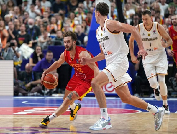 - © Soeren Stache/dpa