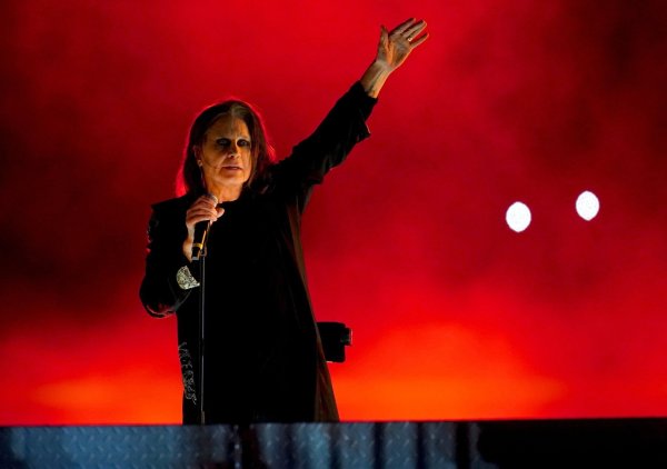 Ozzy Osbourne möchte sich auf der Bühne von seinen Fans verabschieden. - © David Davies/PA Wire/dpa