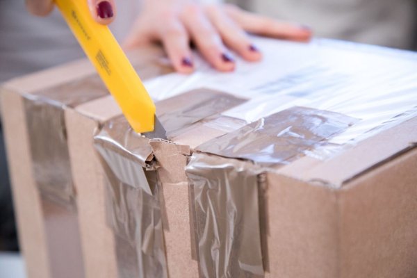 Im Online-Handel werden derzeit jede Menge Energiespargeräte angeboten. Doch die Energiespareffekte solcher Geräte sind oft fragwürdig. - © Andrea Warnecke/dpa-tmn