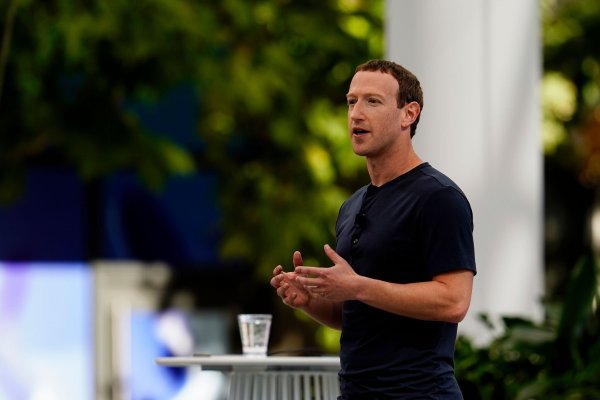 Meta-CEO Mark Zuckerberg spricht auf der Connect-Entwicklerkonferenz des Tech-Giganten. - © Godofredo A. Vásquez/AP/dpa