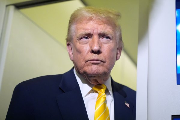 US-Präsident Trump will eine Milliardensumme von der BBC einklagen. - © Manuel Balce Ceneta/AP/dpa