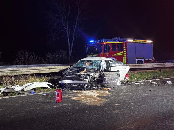 Tödlicher Unfall mit Geisterfahrer auf der A46. - © Justion Brosch/dpa