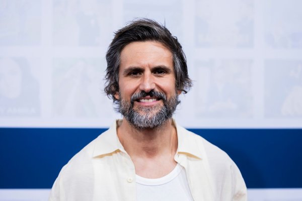 Schauspieler Tom Beck sucht nach seinem gestohlenen Fahrrad. (Archivbild) - © Christoph Soeder/dpa