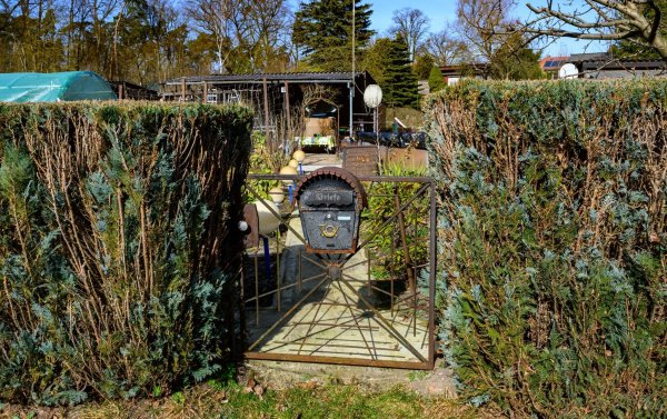 Ministerin Gorißen hat mehrere Kleingärten ausgezeichnet. (Symbolbild) - © Patrick Pleul/dpa
