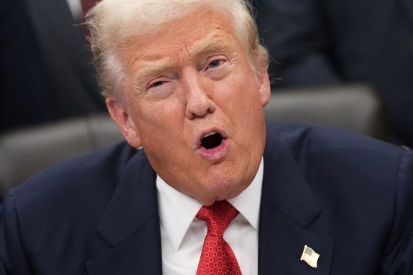 Trump will den britischen Sender BBC verklagen. - © Jacquelyn Martin/AP/dpa