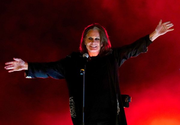 Osbourne, der die Nervenkrankheit Parkinson und weitere gesundheitliche Probleme hat, hatte den Auftritt als sein letztes Konzert angekündigt. (Archivbild) - © David Davies/PA Wire/dpa