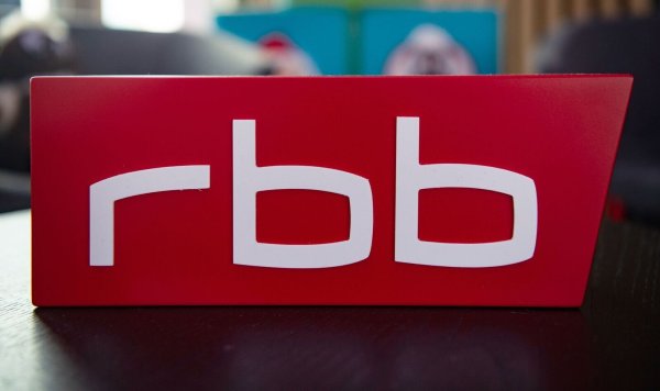 - © Paul Zinken/dpa