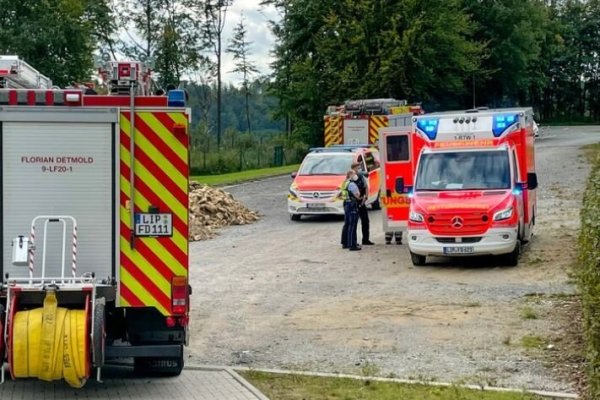 Die Detmolder Wehr wurde zu einer brennenden Gasflasche gerufen. - © Marco Schweiger - Feuerwehr Detmold