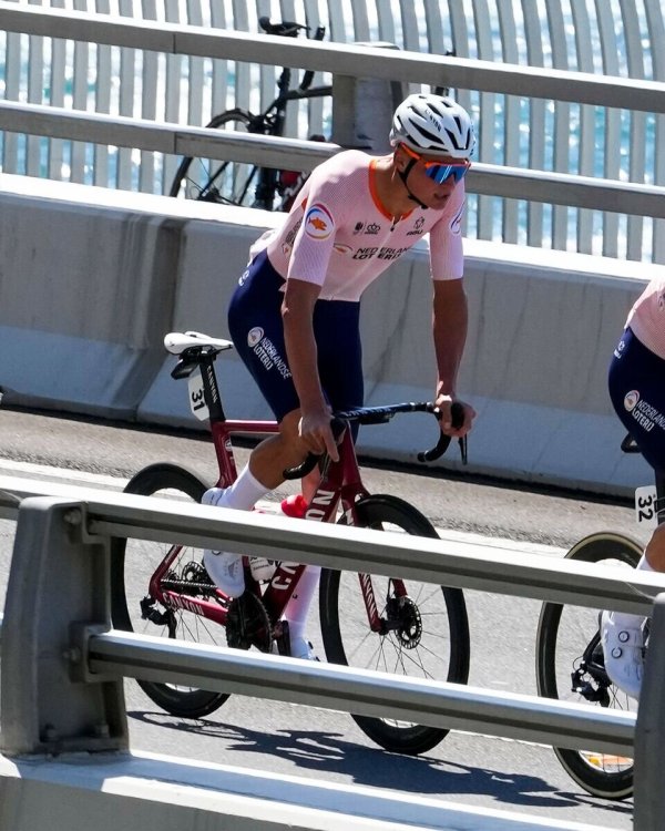 - © Rick Rycroft/AP/dpa