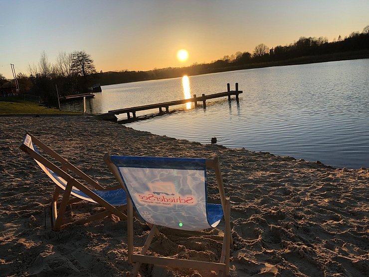 Ein begehrtes Ausflugsziel: Der Schiedersee. - © Silke Burmester