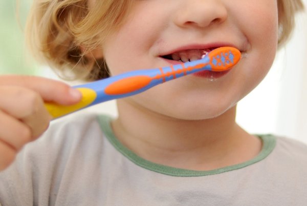 Wie Kinder das Zähneputzen lernen | Servicethema Familie - LZ.de