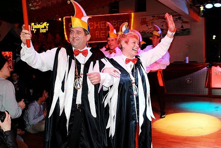 Begeisterte das Publikum: Das neue Storchenpaar Heike und Paulo. - © Foto: Karabacak