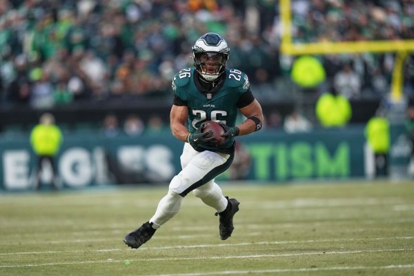 Drei Touchdowns auf dem Weg nach New Orleans: Saquon Barkley überragte beim Sieg der Eagles. - © Matt Slocum/AP/dpa