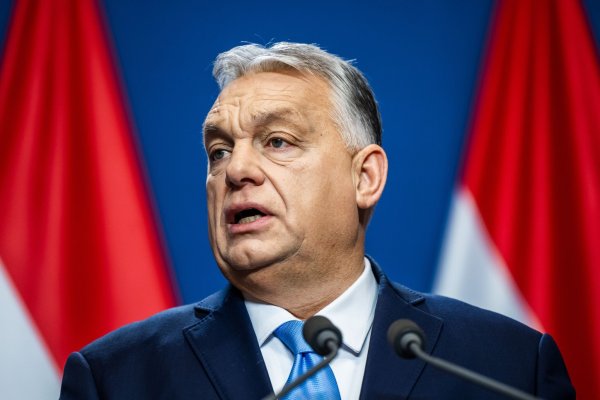Ungarns Ministerpräsident Viktor Orban blockierte wochenlang eine EU-Entscheidung zur Verlängerung von Russland-Sanktionen. (Archivbild) - © Marton Monus/dpa