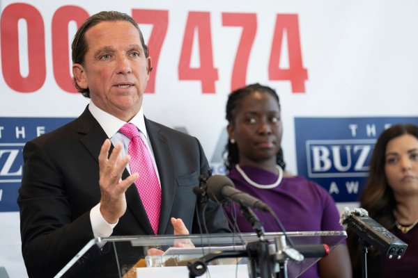 Der Anwalt Tony Buzbee will gegen Prominente aus dem Umfeld des US-Rappers Sean «Diddy» Combs vorgehen. (Archivbild) - © Elizabeth Conley/Houston Chronicle/AP/dpa
