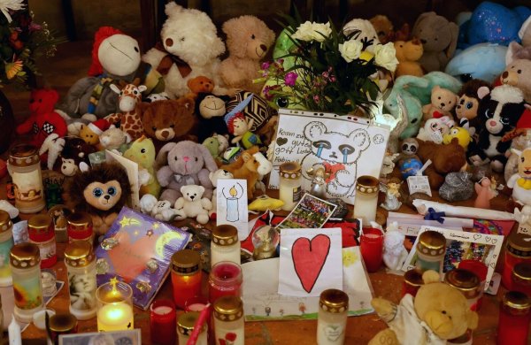 Der Tod des Achtjährigen hatte weit über Güstrow hinaus für Bestürzung gesorgt. - © Bernd Wüstneck/dpa