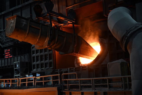 Die Lösungen für die Stahlindustrie liegen aus Sicht der IG Metall auf dem Tisch. (Archivbild) - © Federico Gambarini/dpa