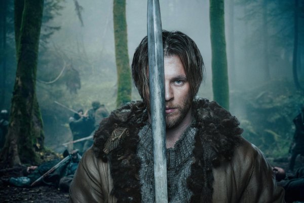 Jannis Niewöhner spielt Siegfried in der RTL-Serie «Die Nibelungen – Kampf der Königreiche». - © -/RTL / Constantin Film/dpa