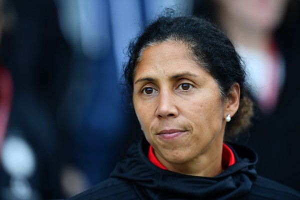 Steffi Jones - © Foto: Uwe Anspach/dpa