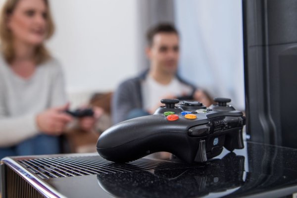 Online-Spiel trotz Rechte-Verzicht zurückgeben - © Foto: Christin Klose/dpa-tmn