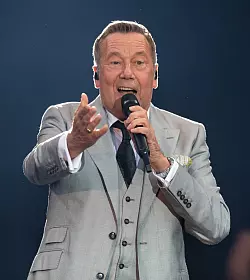 S&auml;nger Roland Kaiser - &copy; Foto: Robert Michael/dpa-Zentralbild/dpa