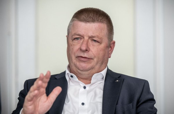 Ex-Verfassungsschutzchef ist CDU-Direktkandidat in Wuppertal (Archivbild) - © Michael Kappeler/dpa