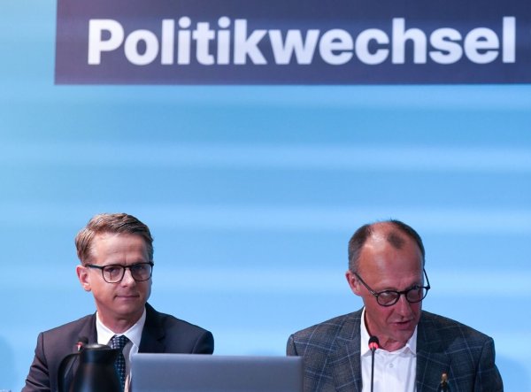Die CDU-Spitze gibt den Startschuss für die entscheidende Phase des Bundestagswahlkampfes. Die Wirtschaft steht im Mittelpunkt. Ist bei den Umfragewerten der Union noch mehr drin? - © Marcus Brandt/dpa