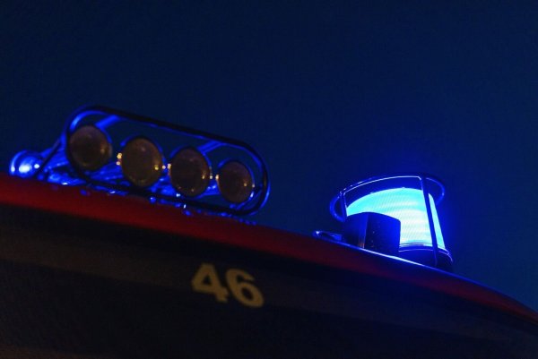 Ein Mann ist bei einem Wohnungsbrand in Essen-Bochold lebensgefährlich verletzt worden. (Symbolbild) - © Philipp von Ditfurth/dpa
