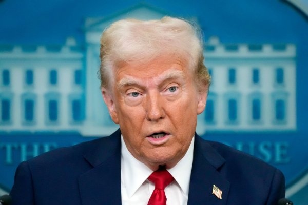 Nach Angaben von Präsident Trump will Venezuela Migranten aus den USA wieder aufnehmen. (Archivbild) - © Alex Brandon/AP/dpa