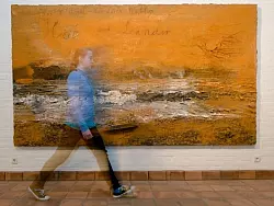 - &copy; SYMBOLFOTO: DPA