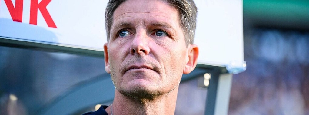 Als Coach von Eintracht Frankfurt gewann Oliver Glasner die Europa League. - © Tom Weller/dpa