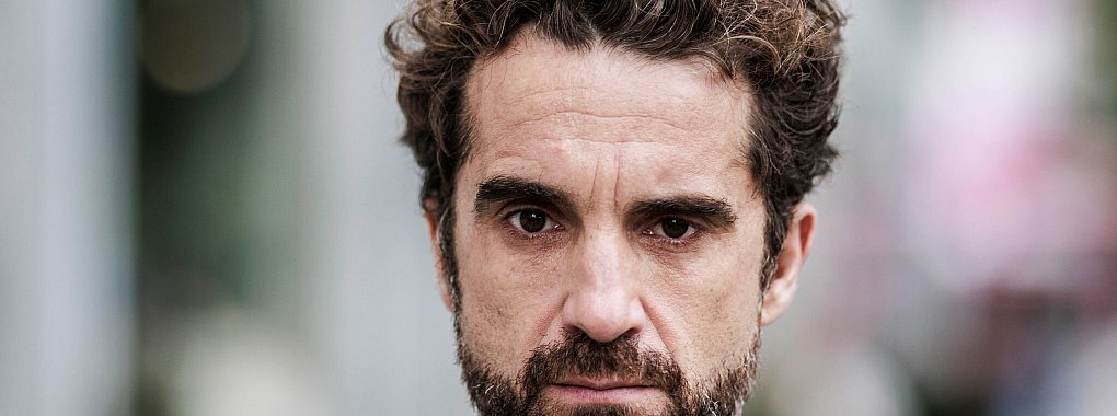 Oliver Wnuk beklagt eine Zeigefinger-Kultur" in Deutschland. (Archivbild) - &copy; Carsten Koall/dpa