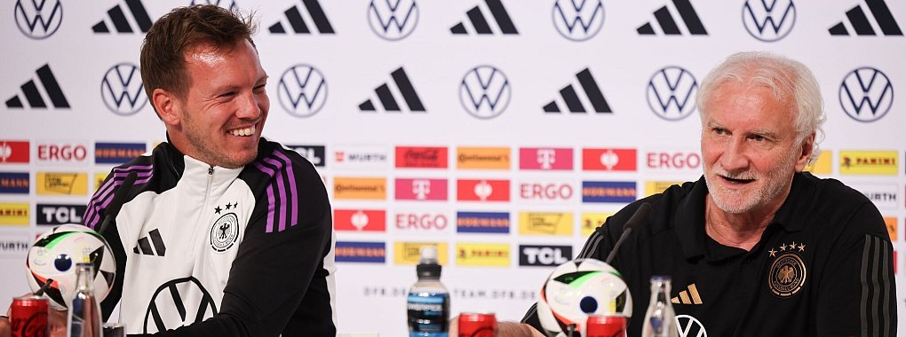 Bundestrainer Julian Nagelsmann (l.) und Sportdirektor Rudi V&ouml;ller k&ouml;nnen sich auf mit Real Madrid freuen. - &copy; Christian Charisius/dpa