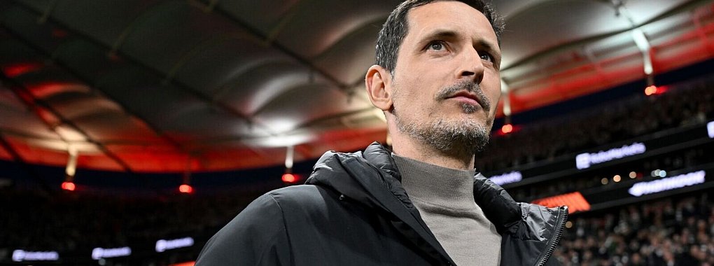 Trainer Dino Toppmöller steht wohl kurz vor der Vertragsverlängerung bei Eintracht Frankfurt. - © Arne Dedert/dpa