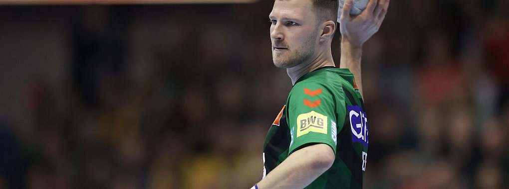 Mit fünf Treffern war Philipp Weber einer der besten Magdeburger Schützen beim 29:31 in Szeged. - © Ronny Hartmann/dpa