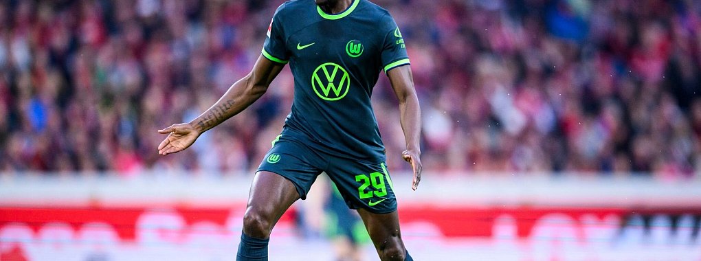 Wechselt nach England: Der frühere Wolfsburg-Kapitän Josuha Guilavogui. - © Tom Weller/dpa