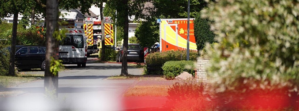 Die Straße wurde vorsorglich komplett gesperrt. - © Freitag TV/Stock