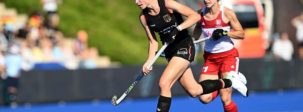 Nolte sicherte Deutschland im Shoot-out vorzeitig das Olympia-Ticket. - &copy; Federico Gambarini/dpa