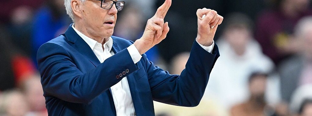 Coach Gordon Herbert sieht eine starke zweite Hälfte seiner Mannschaft. - © Sven Hoppe/dpa