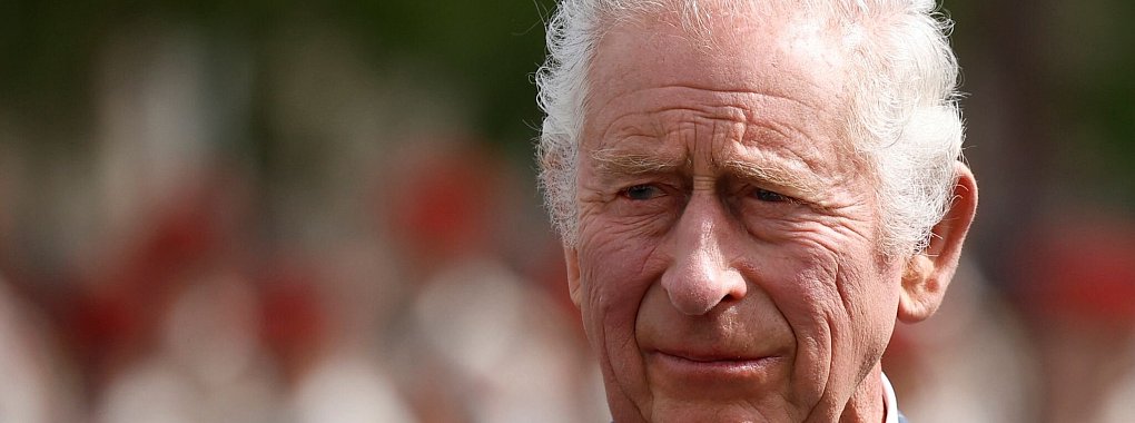 Charles folgte seiner Mutter Elizabeth mit deren Tod automatisch auf dem Thron. - © Yoan Valat/AP/dpa