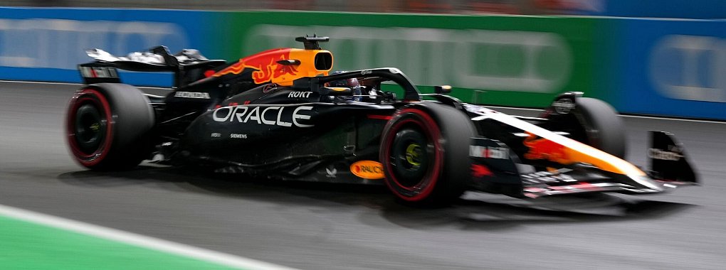 Hatte einen strengen Geruch im Auto: Max Verstappen. - © Rick Scuteri/AP/dpa