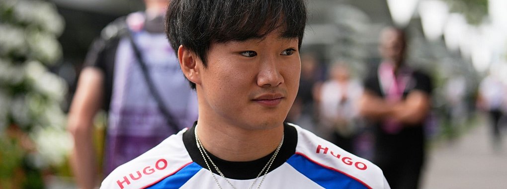 Yuki Tsunoda ist der neue Teamkollege von Max Verstappen. - © Asanka Brendon Ratnayake/AP/dpa