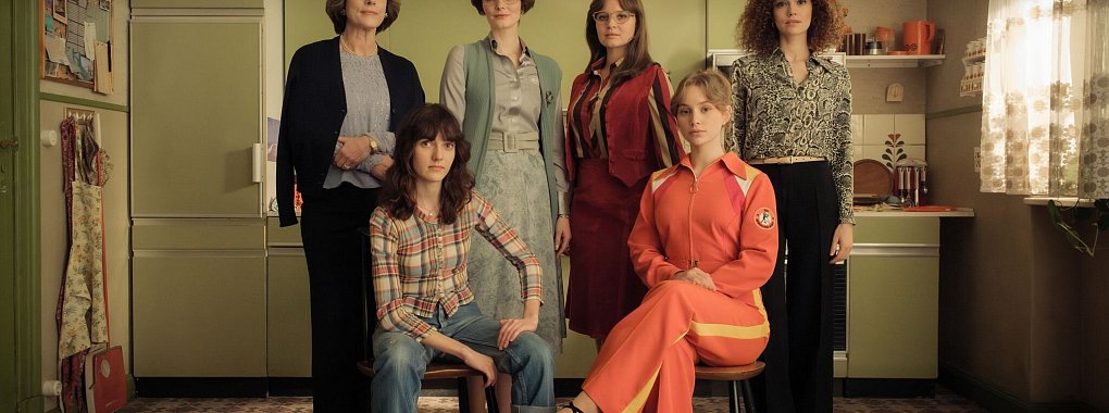 Mit «Ku'damm 77» bekommt die erfolgreiche ZDF-Saga um eine Tanzschule eine vierte Staffel. Sie spielt im Jahr 1977. - © Conny Klein/ZDF/dpa