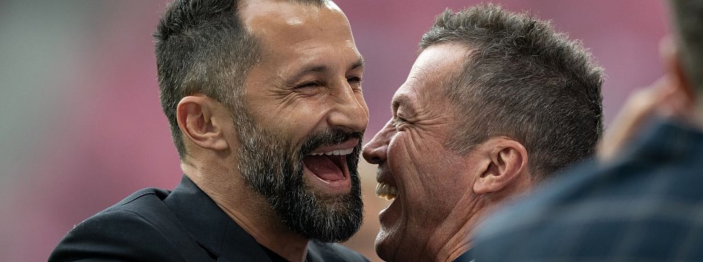 Zuletzt knirschte es zwischen Hasan Salihamidzic (l) und Lothar Matthäus (r). - © Hendrik Schmidt/dpa
