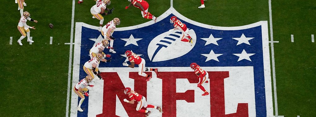 Die NFL soll auch in Berlin Station einlegen. - © David J. Phillip/AP/dpa