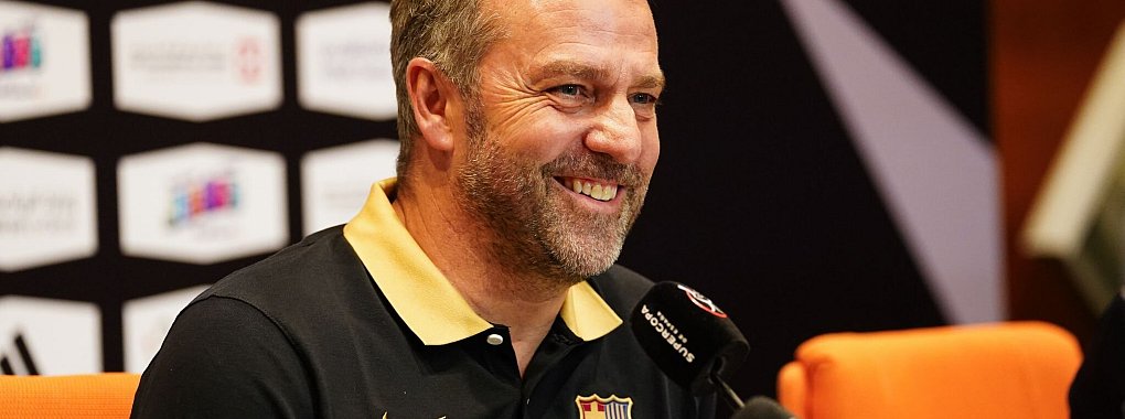 Der deutsche Trainer des FC Barcelona, Hansi Flick, hat sich vor dem Viertelfinal-Hinspiel der Champions League gegen Borussia Dortmund in Barcelona zuversichtlich gezeigt, zugleich aber auch vor den Stärken der Gäste gewarnt. (Foto-Archiv) - © Ismael Adnan/SOPA Images via ZUMA Press Wire/dpa
