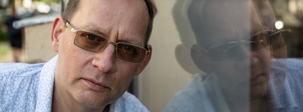 Clemens Meyer steht mit seinem neuen Roman auf der Longlist des Deutschen Buchpreises (Foto: Produktion). - &copy; Hendrik Schmidt/dpa