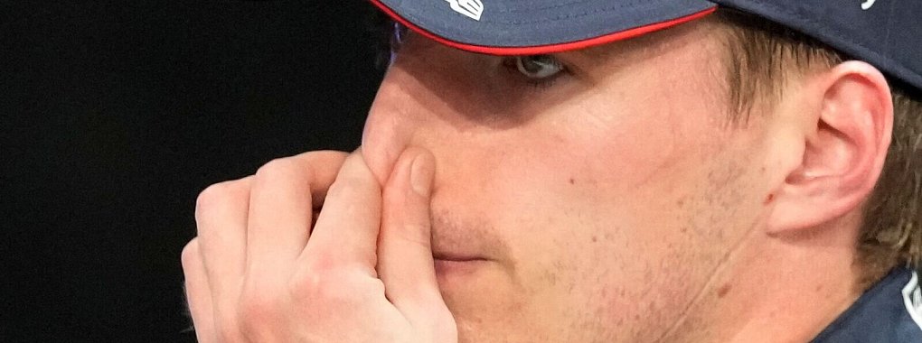 Beim Red-Bull-Rennstall um Weltmeister Max Verstappen gibt es Zoff. - © Darko Bandic/AP/dpa