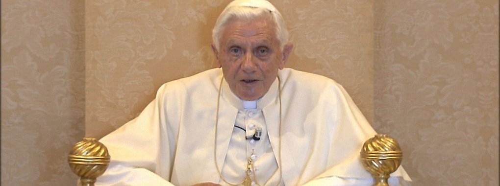 Papst Benedikt XVI. bei der Aufzeichnung f&uuml;r die Sendung &laquo;Das Wort zum Sonntag&raquo;. - &copy; BR/dpa