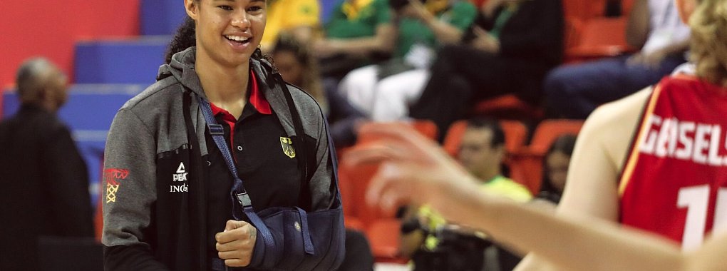 Satou Sabally soll die deutschen Basketballerinnen gegen Belgien anf&uuml;hren. - &copy; Marx Vasconcelos/dpa